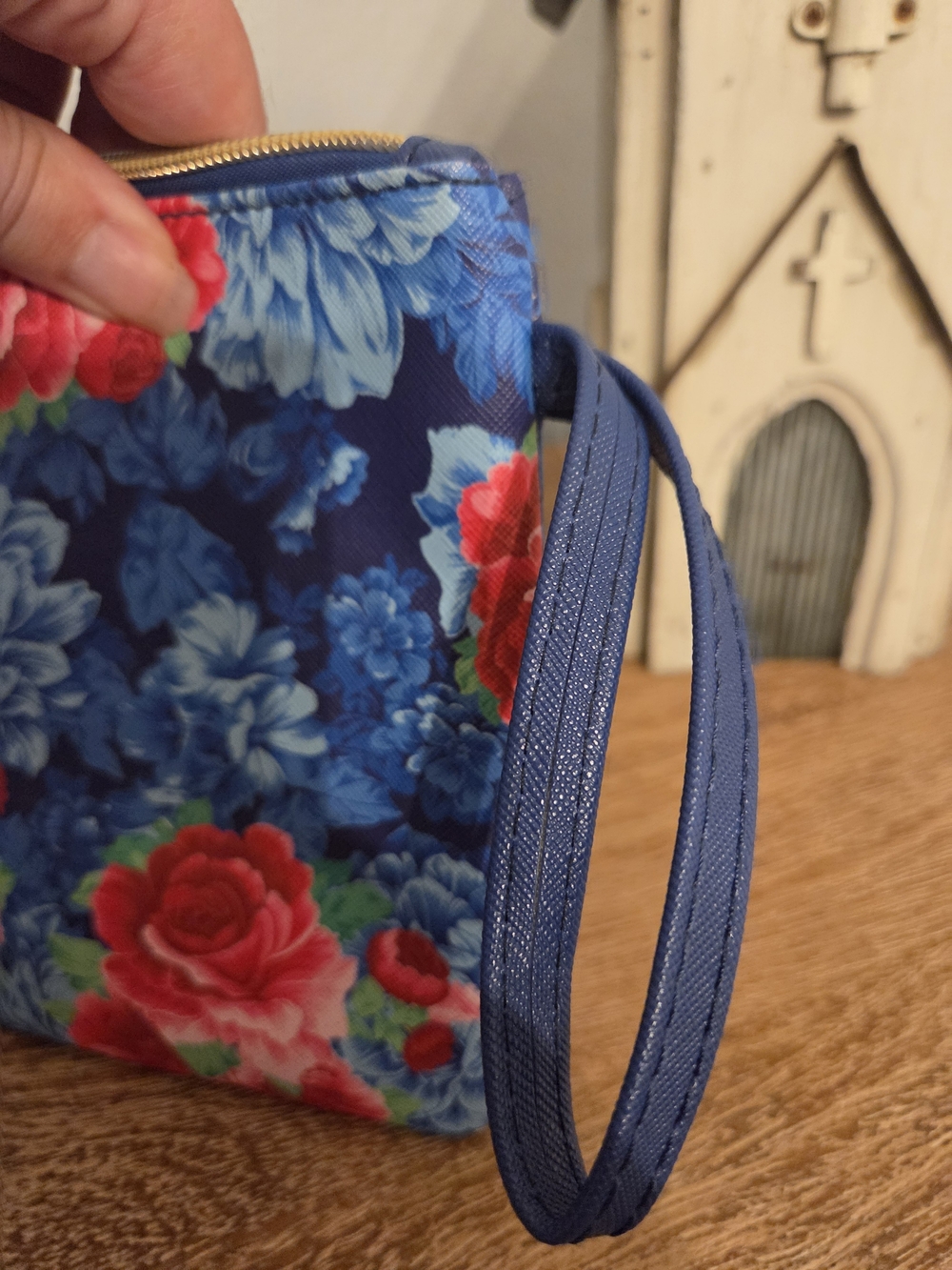The Pioneer Woman Blue Floral Zip Wristlet with Red & Pink Blooms - Picture 3 of 5